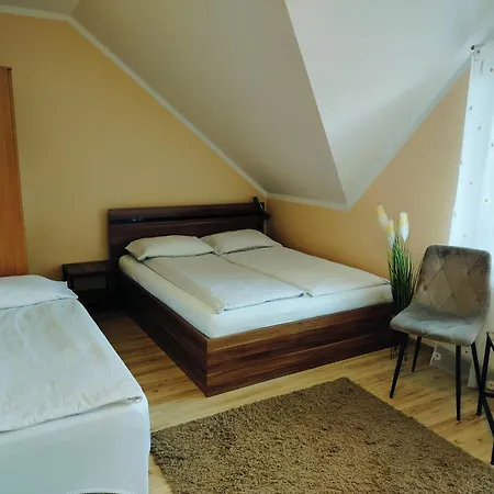 Polnickie Wzgorza بيت للعطل *